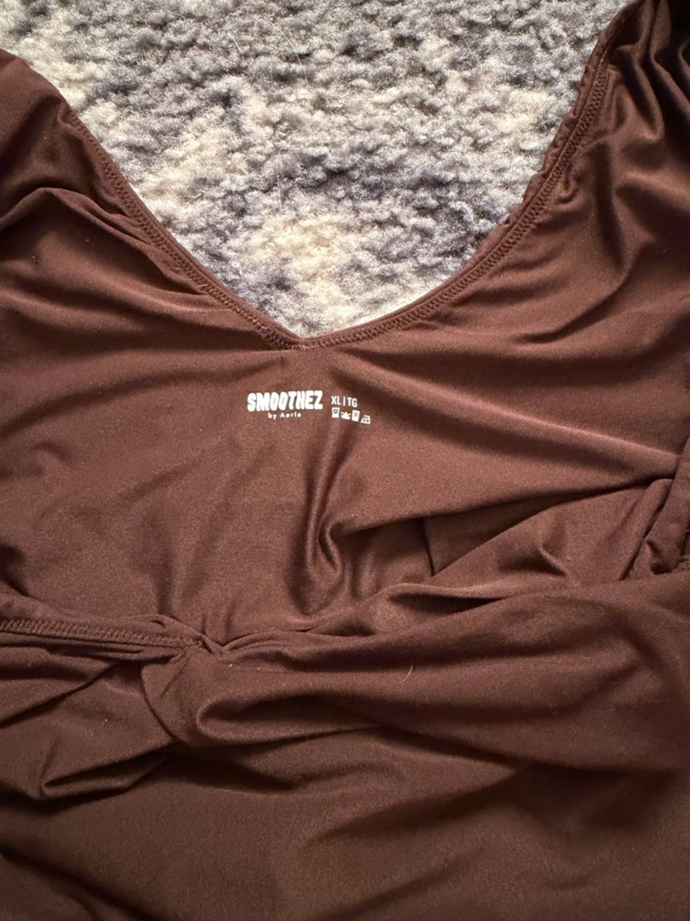 aerie Chocolate Brown V-Neck Crop Tank - Picture 3 of 3